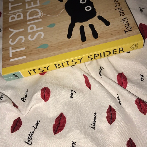 Itsy Bitsy Spider touch and trace nursery rhymes - Picture 4 of 4